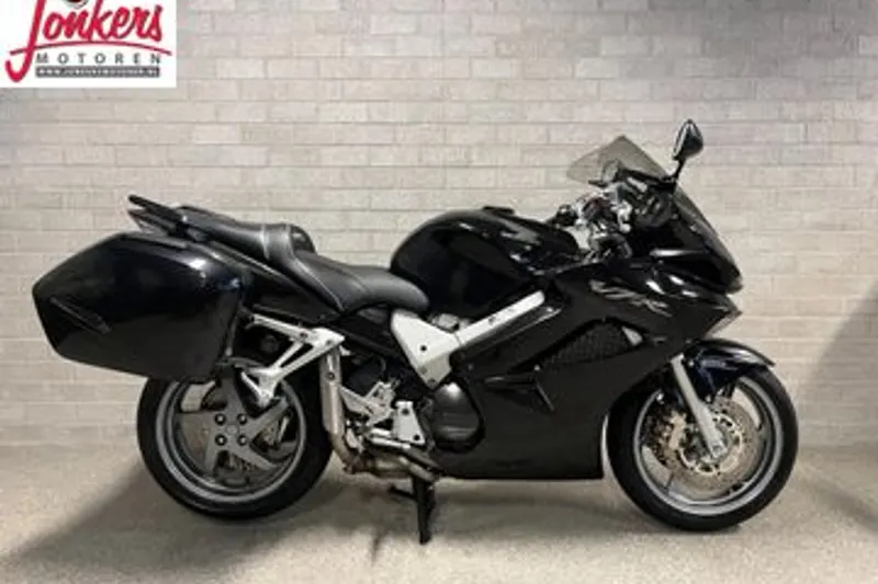 Honda VFR 800 FI (2006)