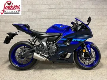 Yamaha R7 (2025) — foto 1