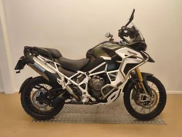 Triumph Tiger 1200 (2022) — foto 1