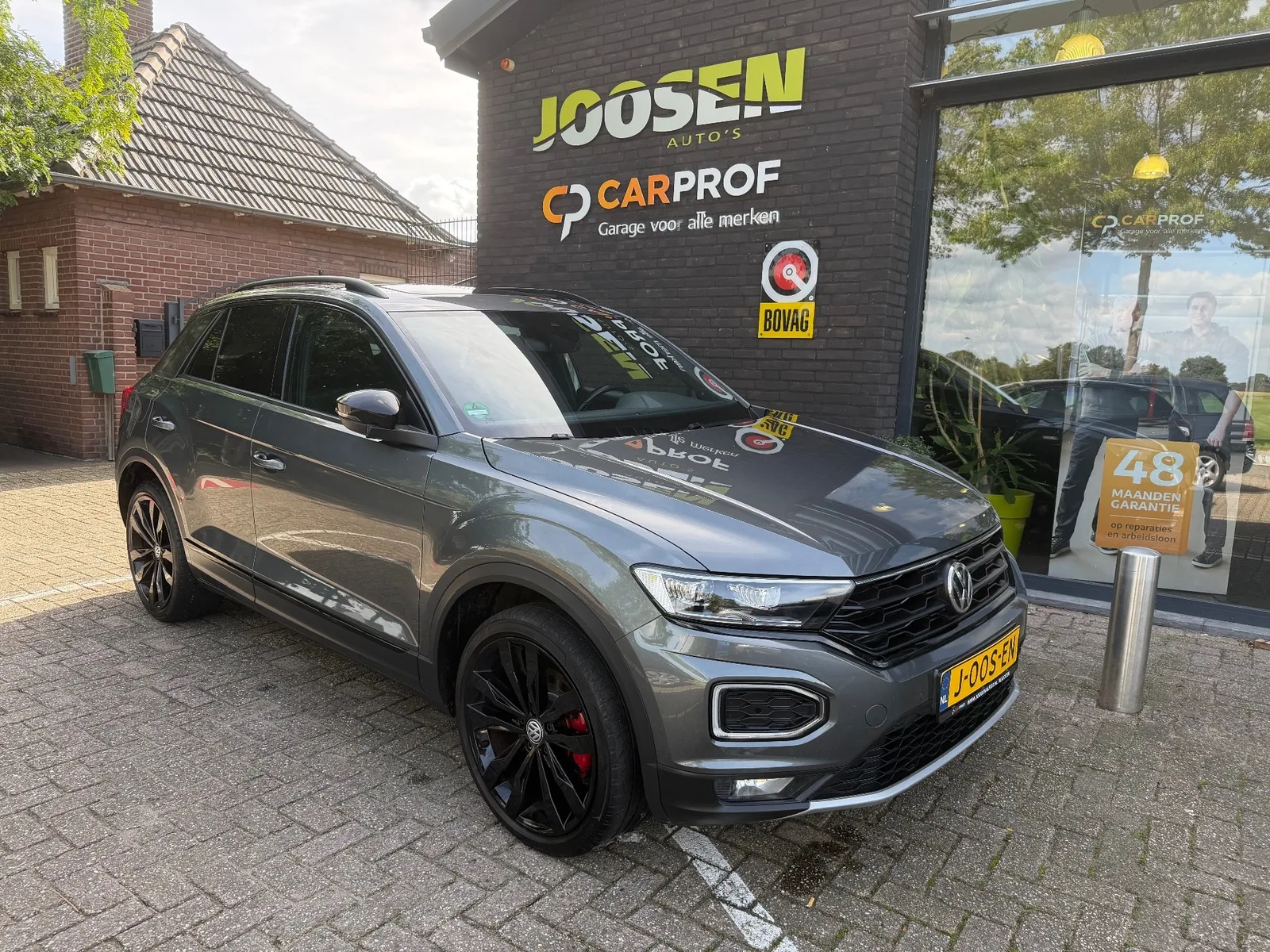 Volkswagen T-Roc (2020) — foto 1