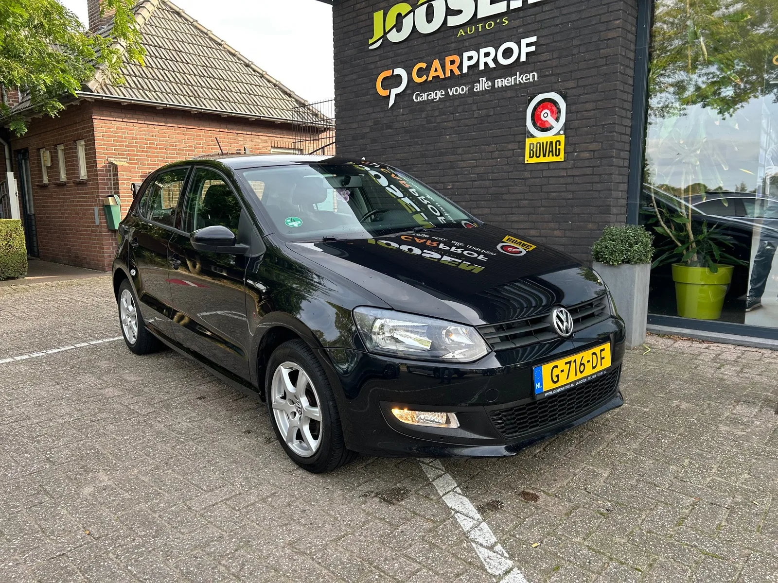 Volkswagen Polo (2011) — foto 1