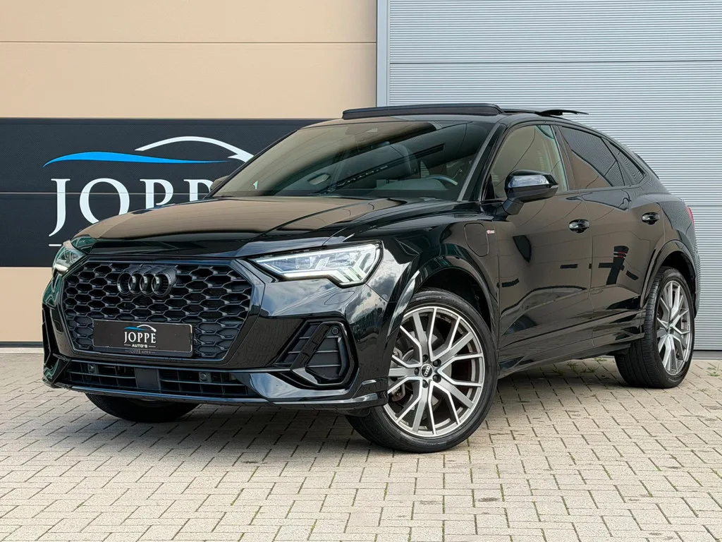 Audi Q3 Sportback (2022) — foto 1