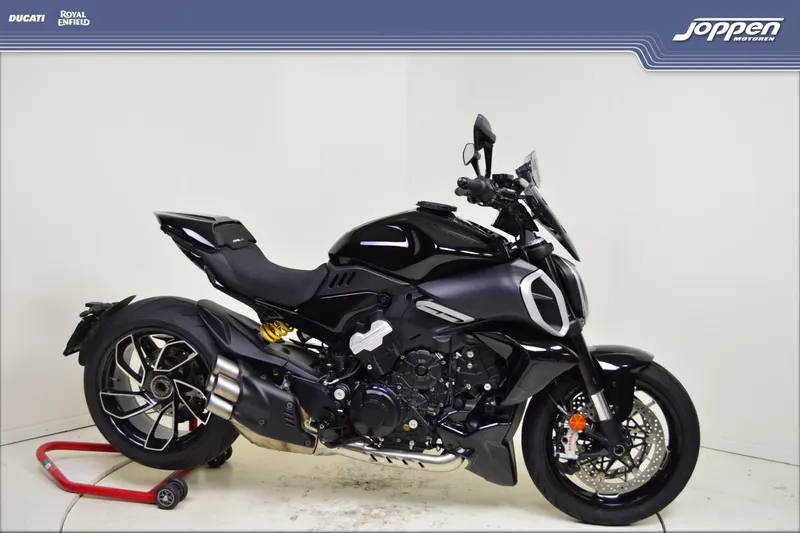Foto van Ducati Diavel V4