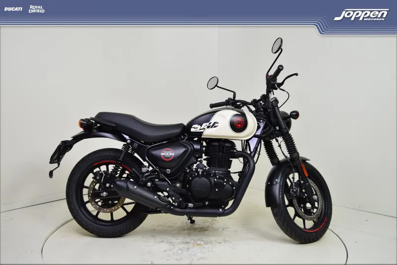 Royal Enfield HNTR350Rebel (2026)