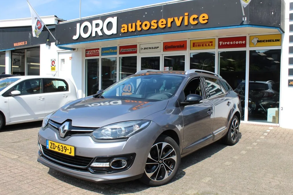 Renault Mégane (2015) — foto 1