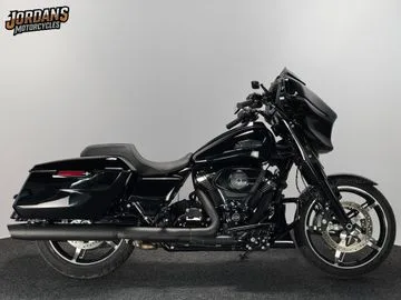 Harley-Davidson Street Glide (2024) — foto 1