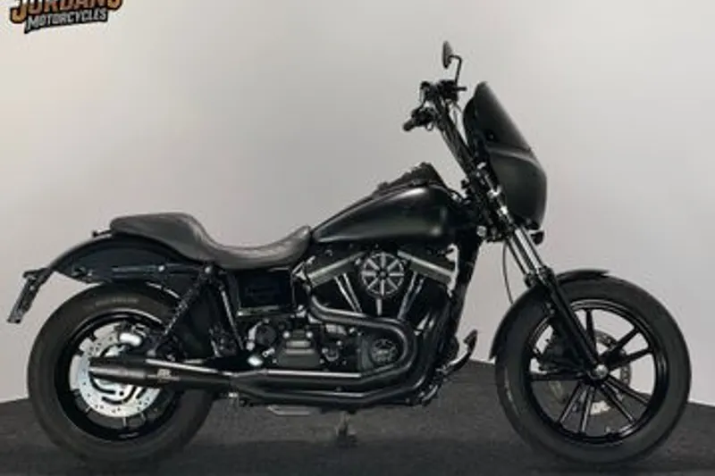 Harley-Davidson Street Bob (2014)