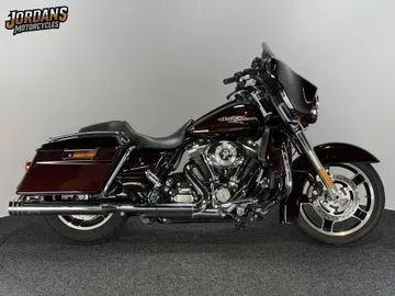Harley-Davidson Street Glide (2011) — foto 1