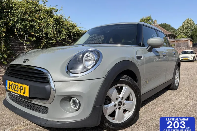 MINI One (2020)