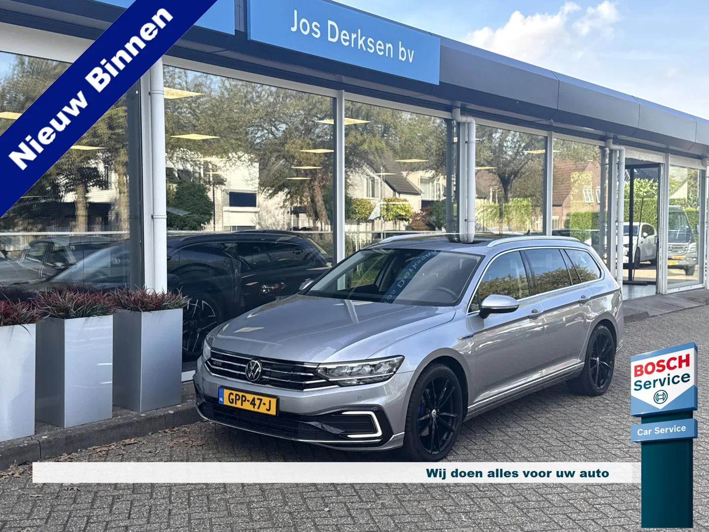 Volkswagen Passat (2023) — foto 1