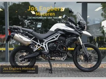 Triumph Tiger 800 XC (2011) — foto 1