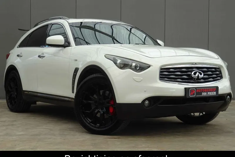 Infiniti FX (2010)