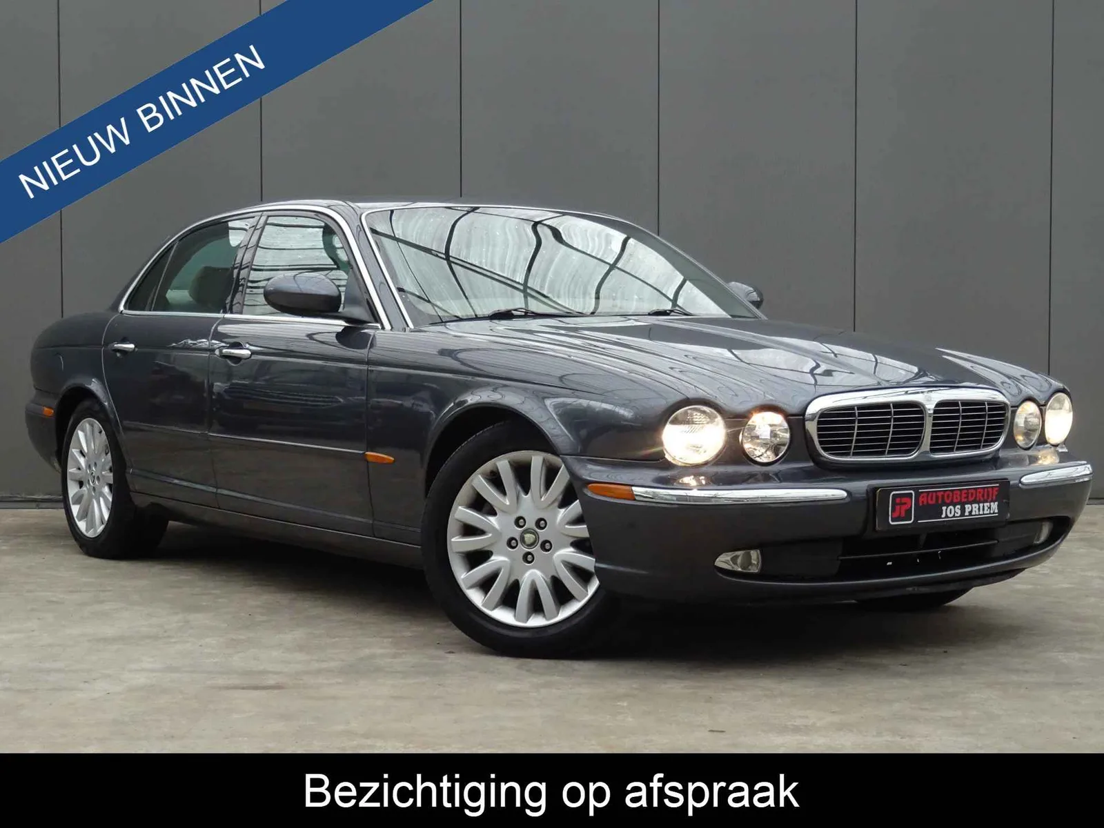 Jaguar XJ (2003) — foto 1
