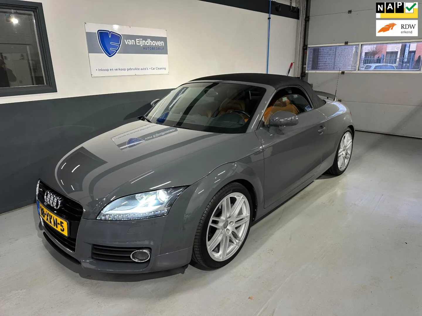 Audi TT (2012) — foto 1