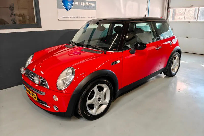 MINI Cooper (2006)