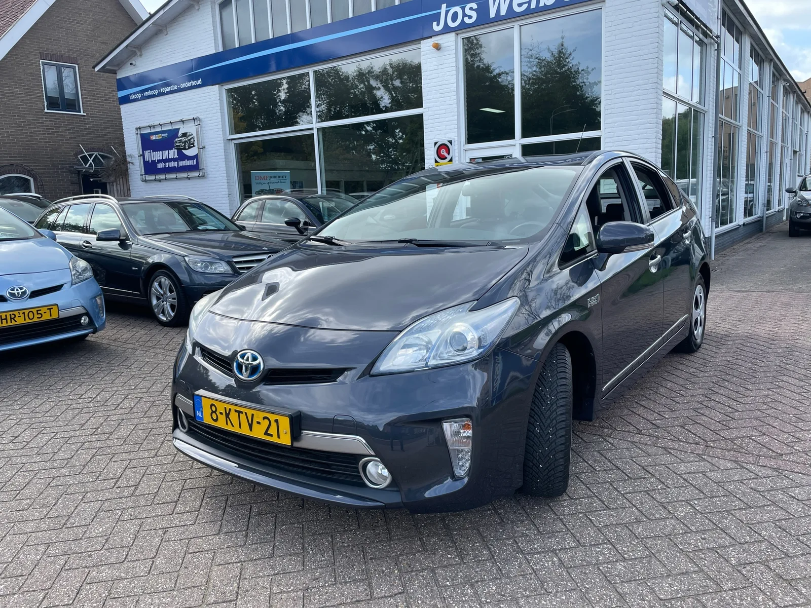 Toyota Prius (2013) — foto 1