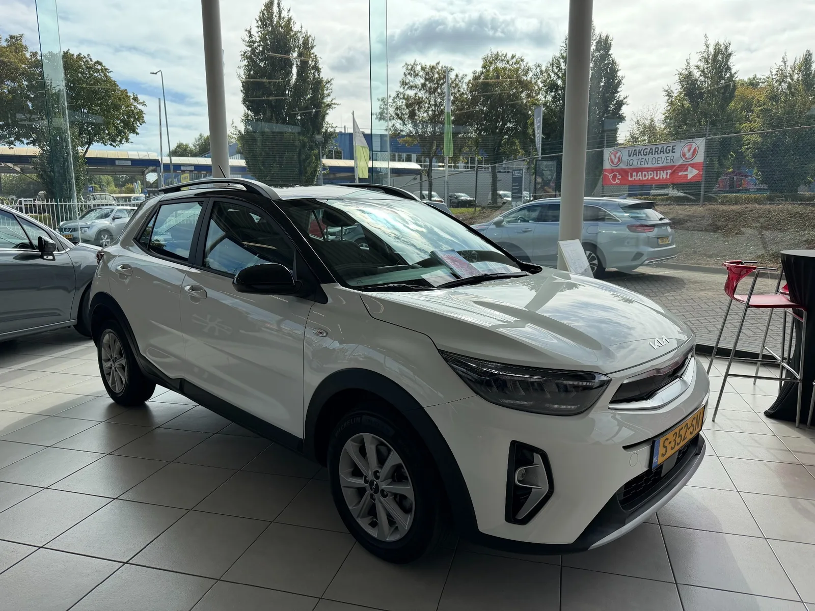 Kia Stonic (2023) — foto 1