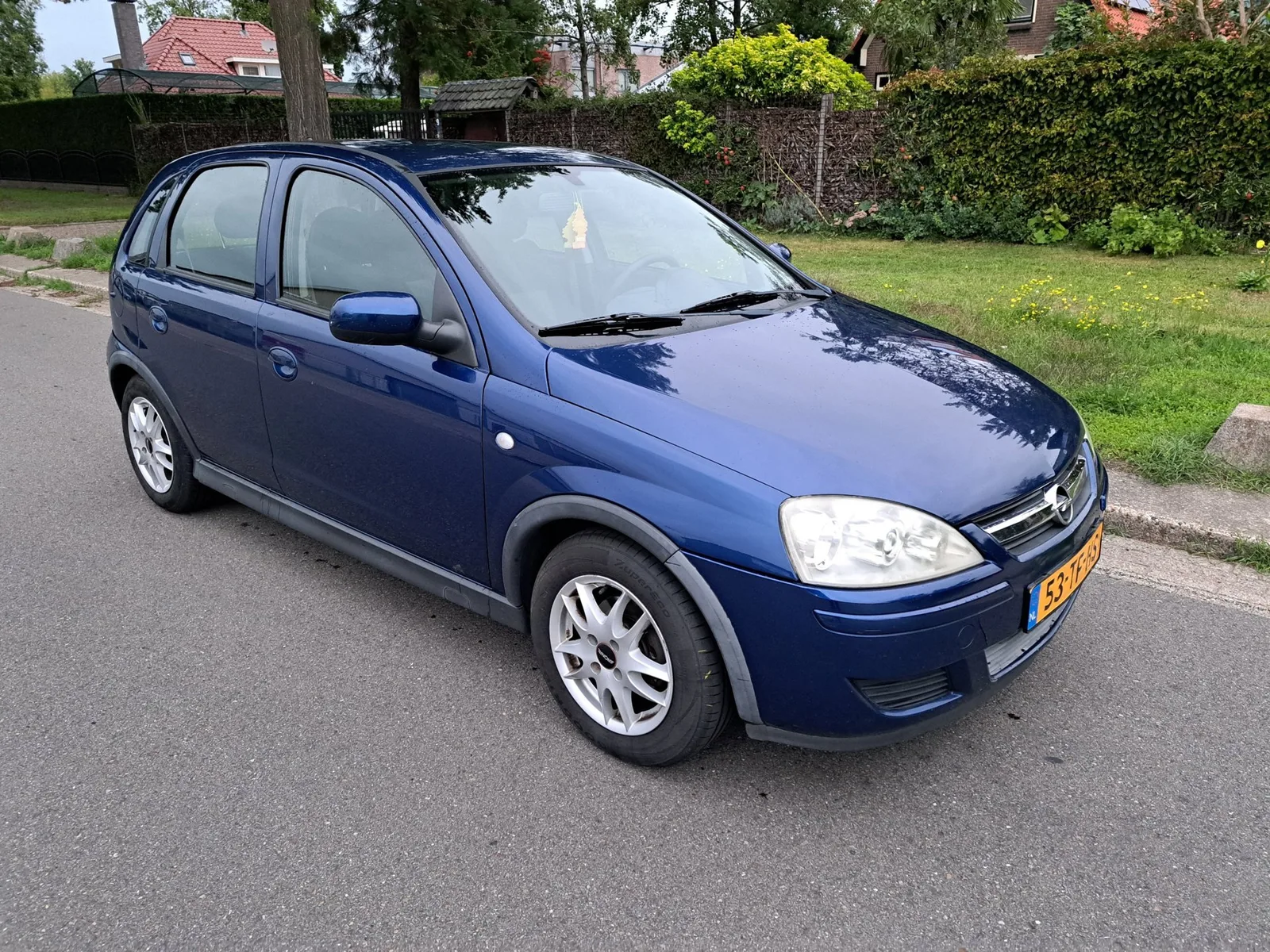 Opel Corsa (2006) — foto 1