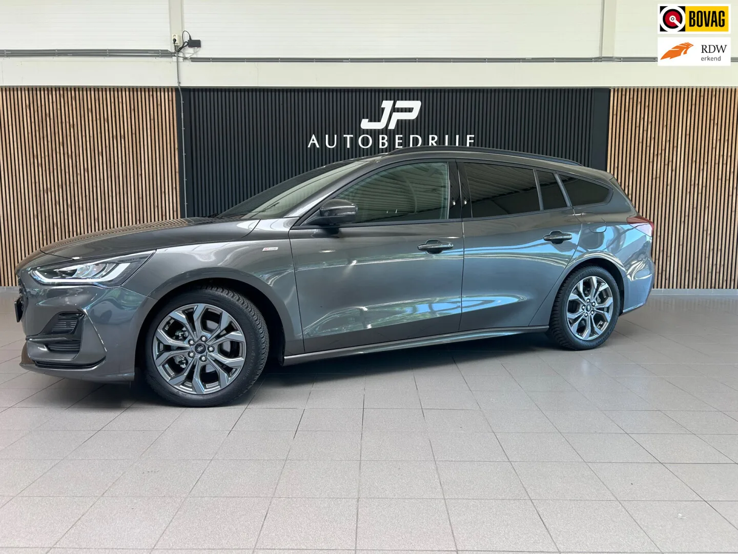 Ford Focus (2025) — foto 1