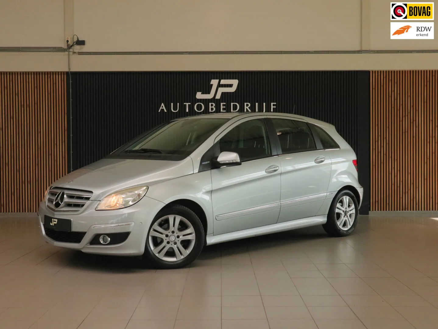 Mercedes-Benz B-Klasse (2010) — foto 1