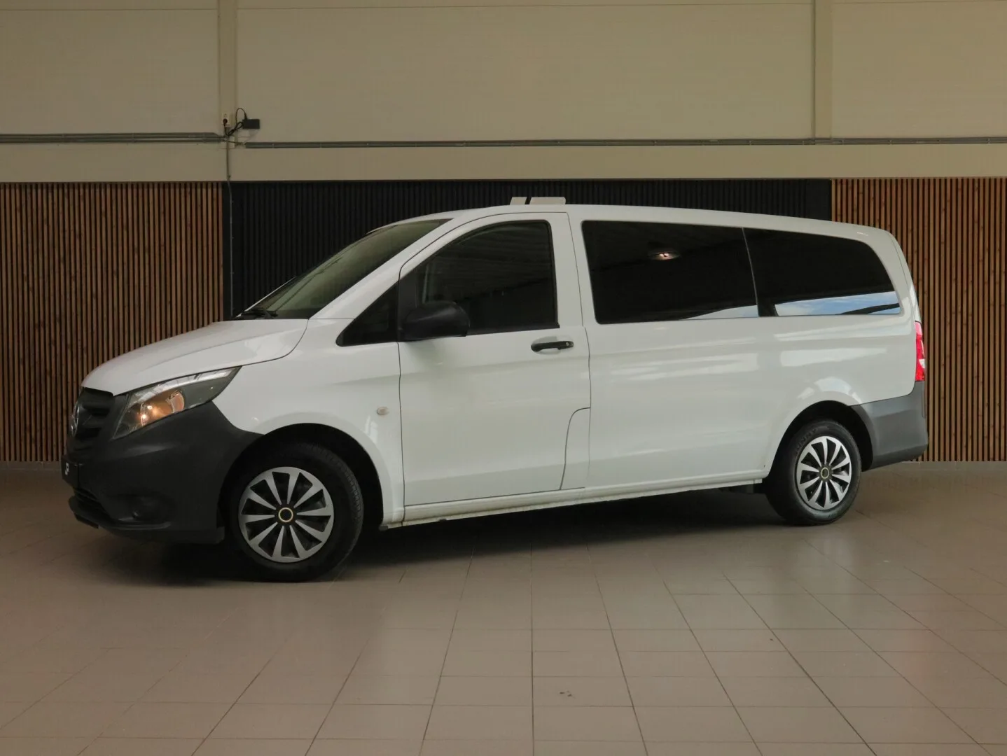 Mercedes-Benz Vito (2015) — foto 1