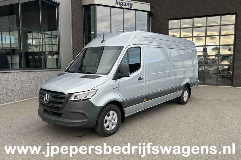 Mercedes-Benz eSprinter (2024)