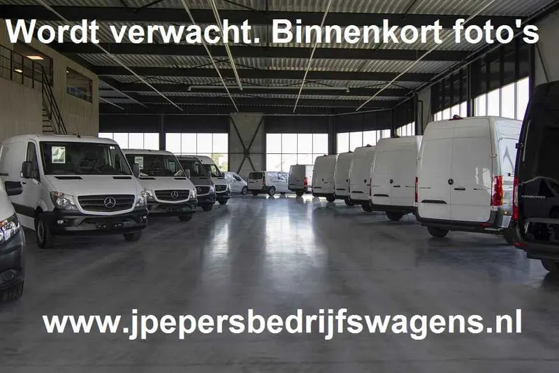 Mercedes-Benz Sprinter (2024)