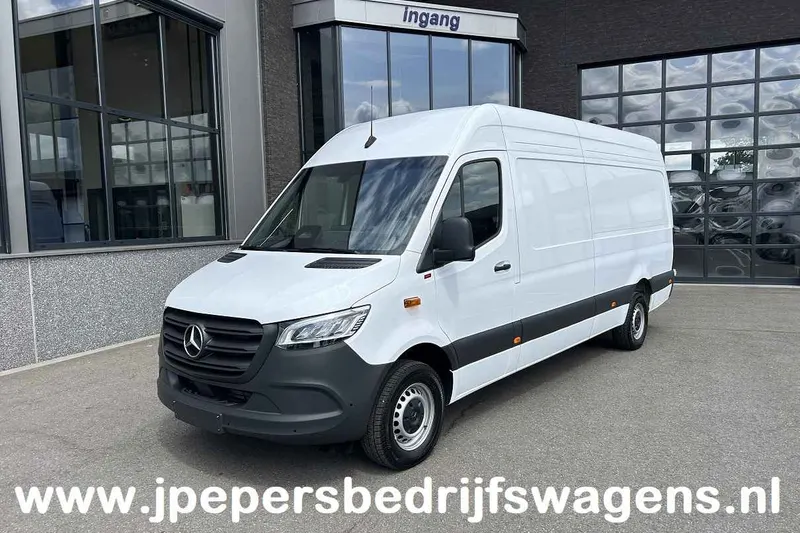 Mercedes-Benz Sprinter (2024)