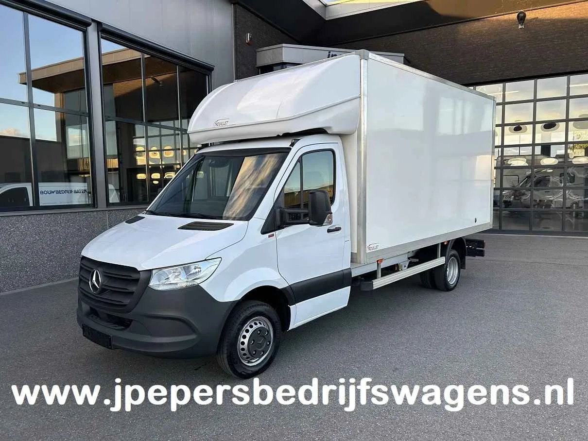 Mercedes-Benz Sprinter (2023) — foto 1