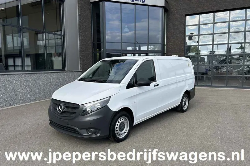 Mercedes-Benz Vito (2022)