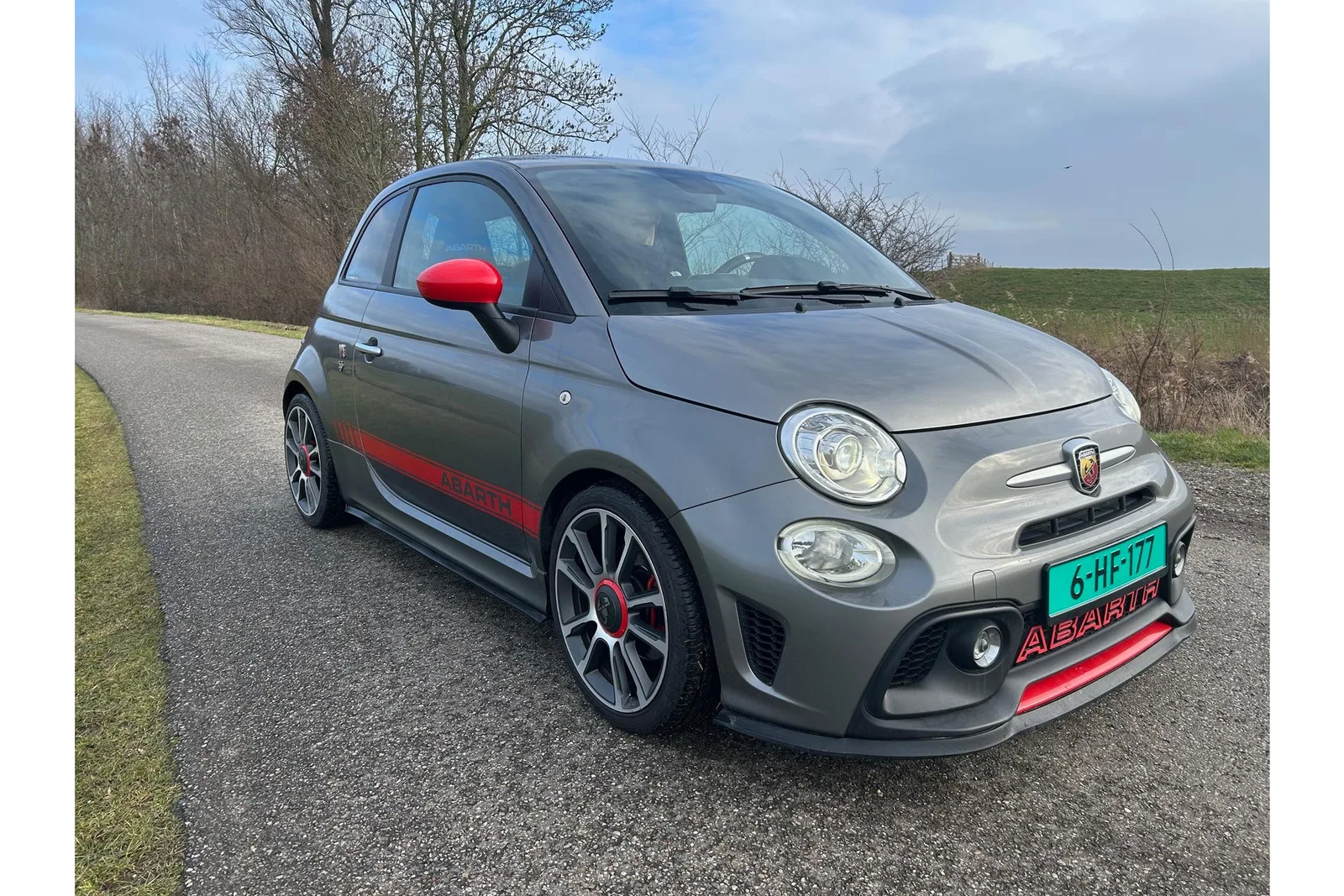 Abarth 595 (2018) — foto 1