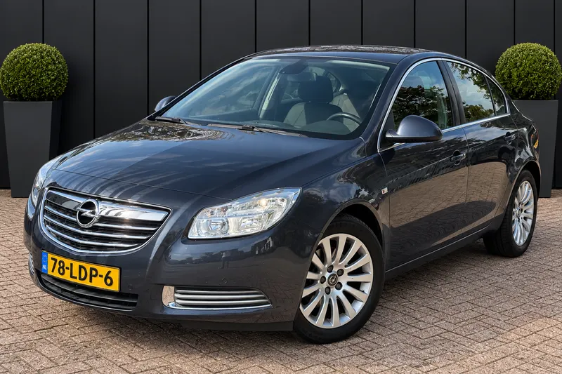 Opel Insignia (2010)