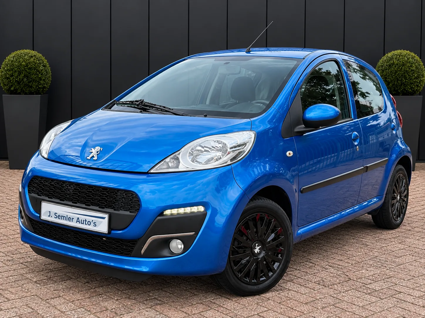 Peugeot 107 (2012) — foto 1