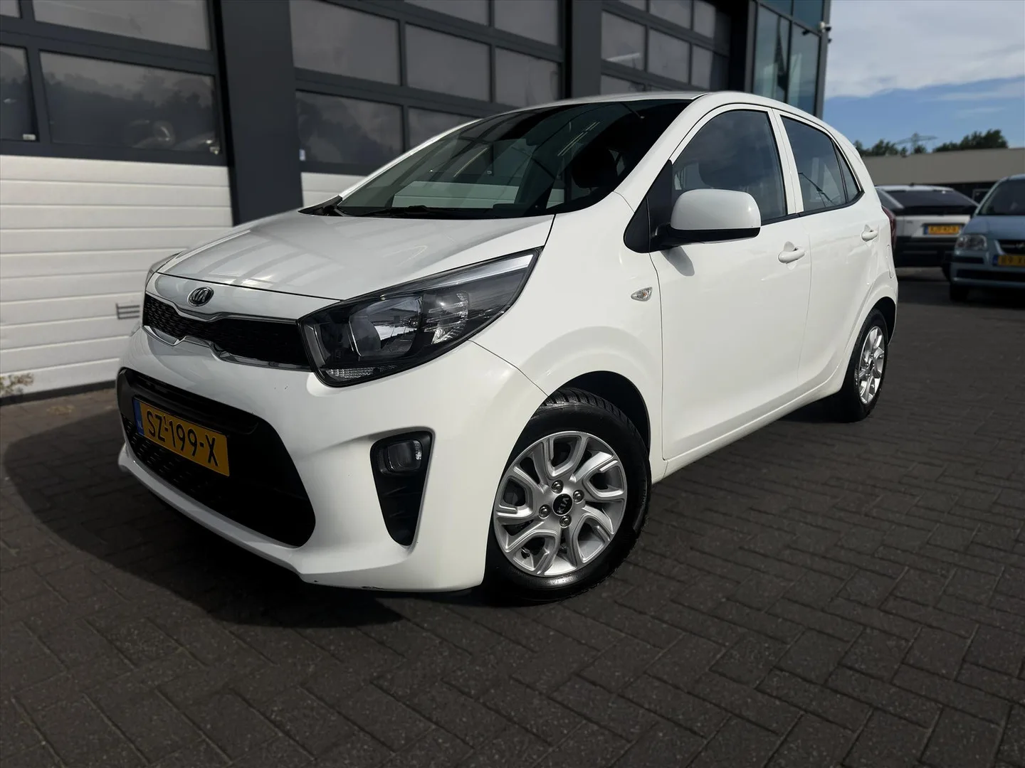 Kia Picanto (2018) — foto 1