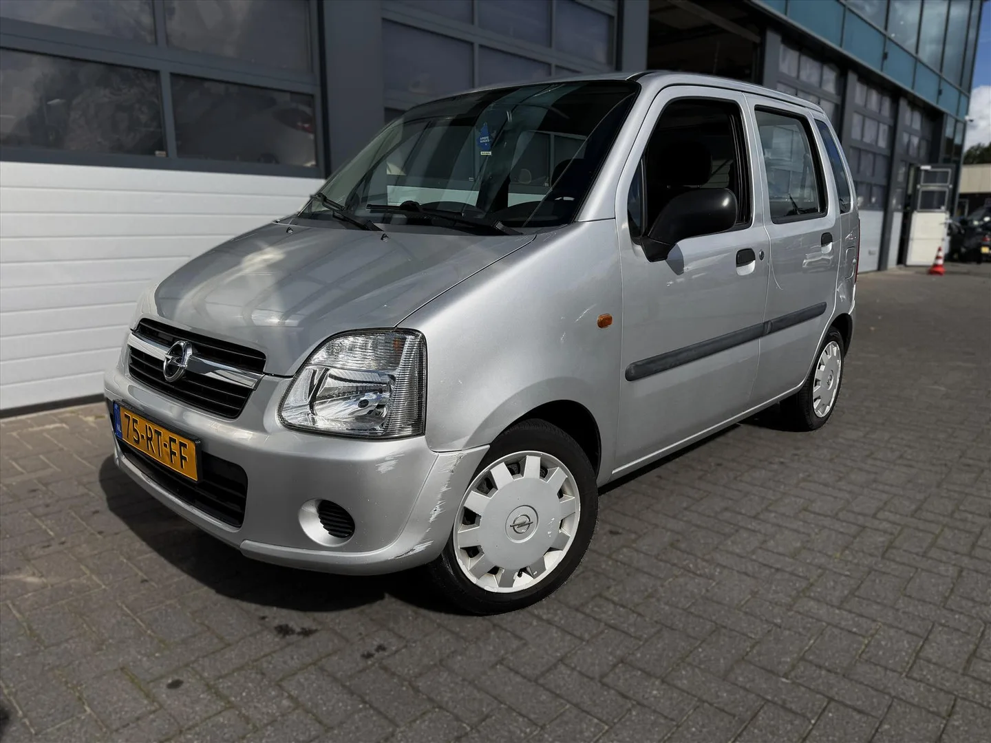 Opel Agila (2005) — foto 1