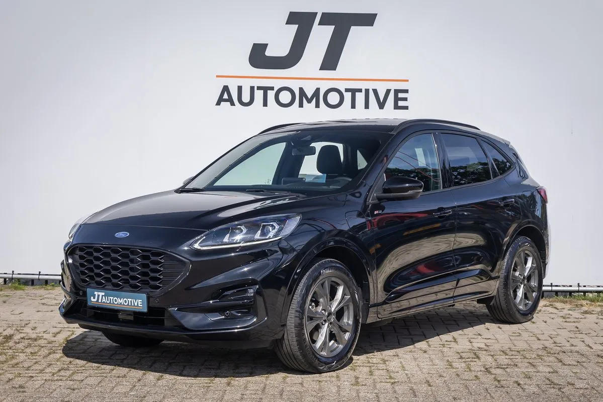 Ford Kuga (2022) — foto 1