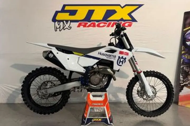 Husqvarna FC 250 (2023)