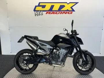 KTM 790 Duke (2019) — foto 1