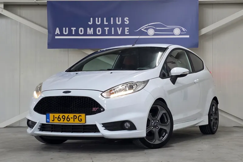 Ford Fiesta (2015)