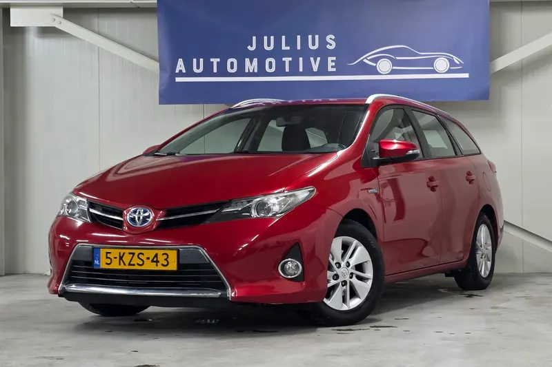 Toyota Auris (2013)
