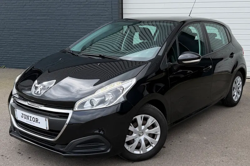 Peugeot 208 (2017)