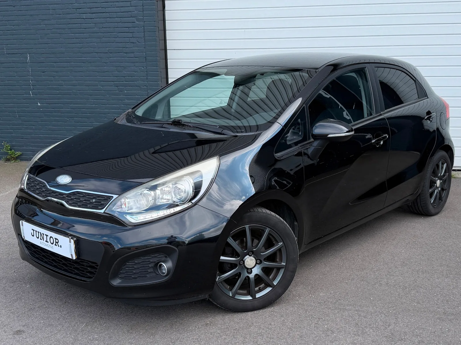 Kia Rio (2014) — foto 1