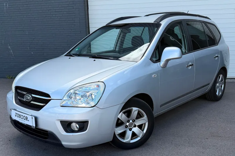 Kia Carens (2008)