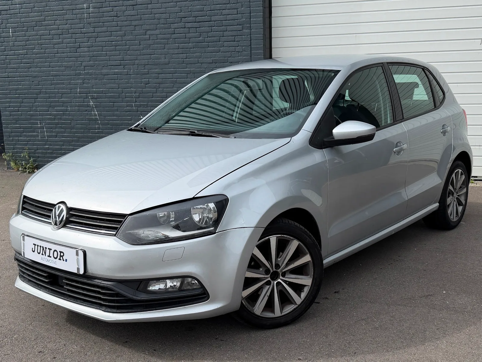 Volkswagen Polo (2016) — foto 1