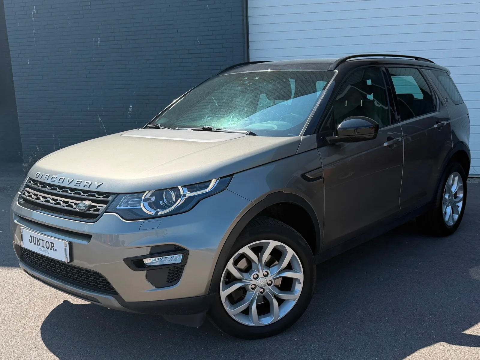 Land Rover Discovery Sport (2017) — foto 1