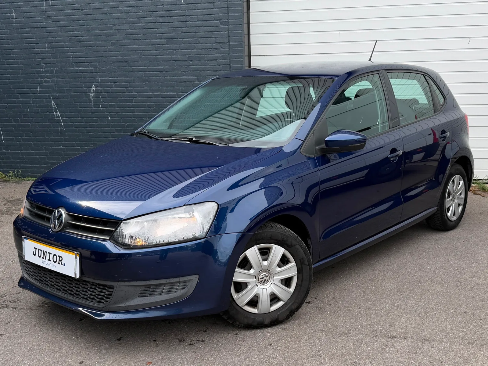 Volkswagen Polo (2011) — foto 1