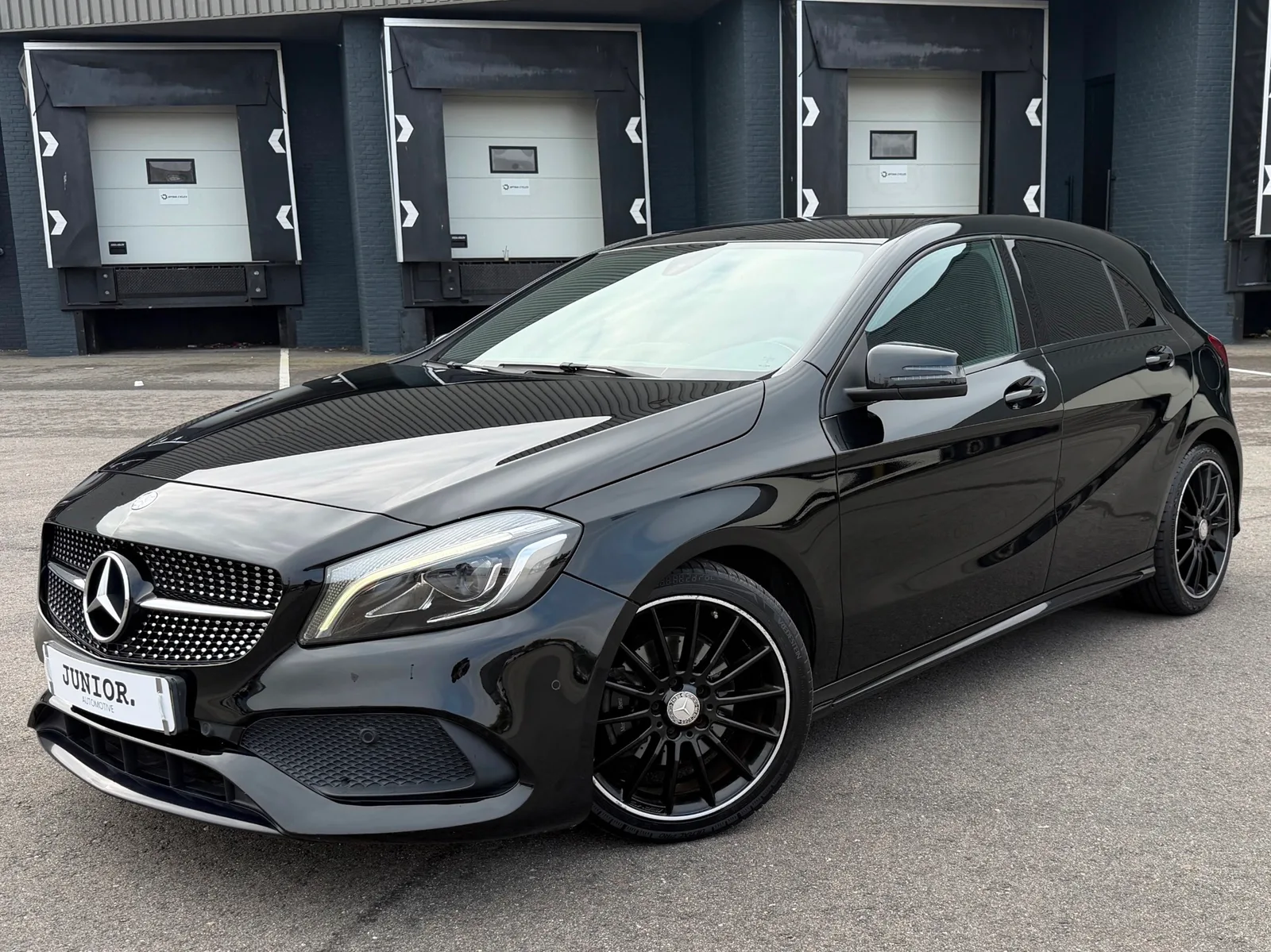 Mercedes-Benz A-Klasse (2016) — foto 1