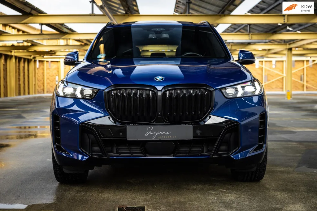 BMW X5 (2023) — foto 1