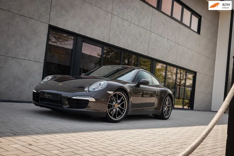 Porsche 911 (2012)