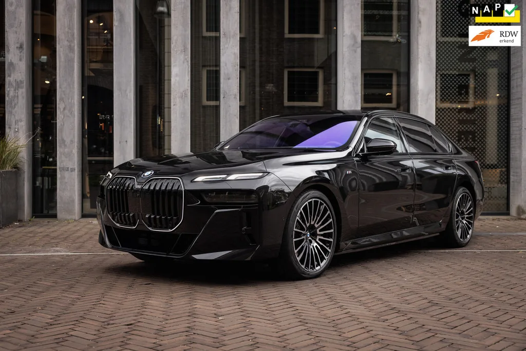 BMW i7 (2025) — foto 1